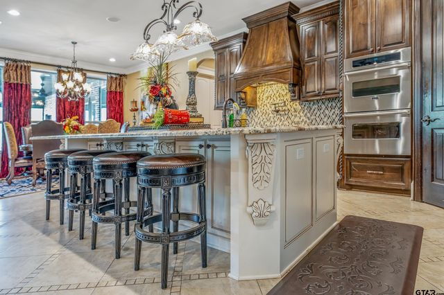 17521 Biltmore Circle, Tyler, TX 75703