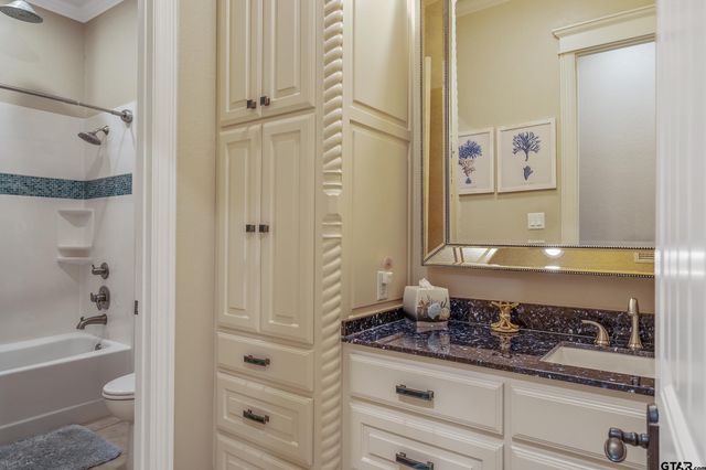 17521 Biltmore Circle, Tyler, TX 75703