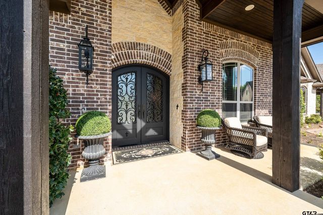 17521 Biltmore Circle, Tyler, TX 75703