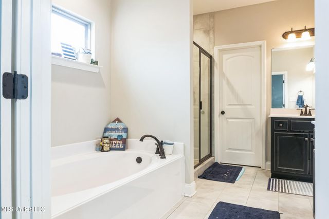 302 Eagle View Drive, Senatobia, MS 38668