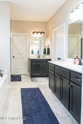 302 Eagle View Drive, Senatobia, MS 38668