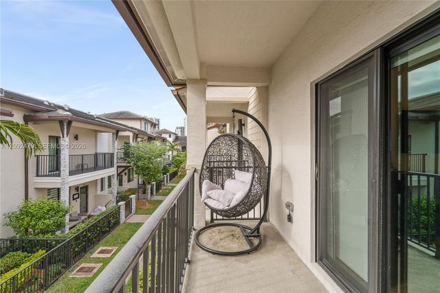 4809 NW 83rd Parkway, Doral, FL 33166