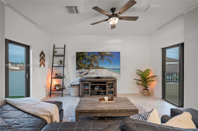 4809 NW 83rd Parkway, Doral, FL 33166