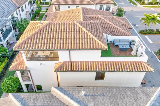 4809 NW 83rd Parkway, Doral, FL 33166