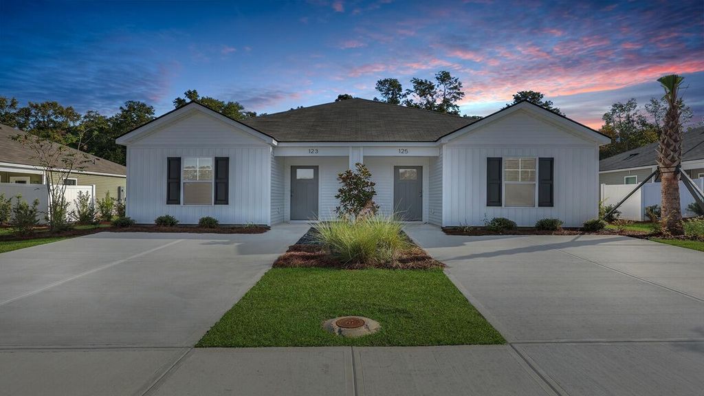 141 Mims Academy Drive, Harleyville, SC 29448