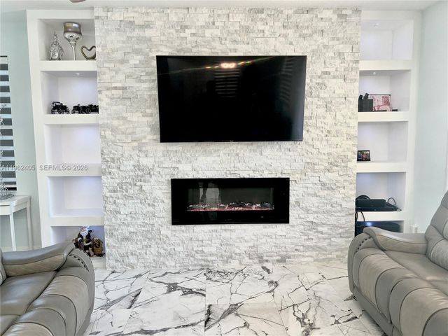 5016 NW 48th Ln, Tamarac, FL 33319