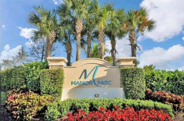 5016 NW 48th Ln, Tamarac, FL 33319