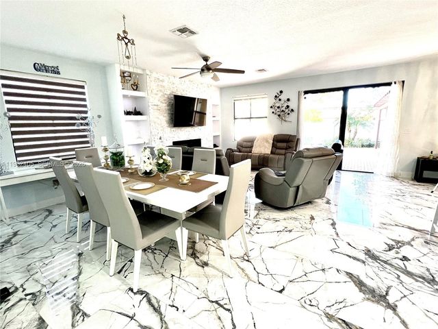 5016 NW 48th Ln, Tamarac, FL 33319