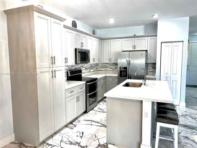 5016 NW 48th Ln, Tamarac, FL 33319