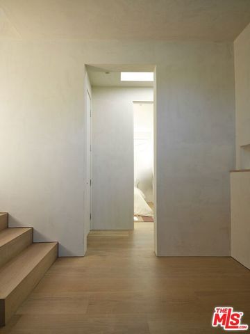 518 Sunset Avenue, Venice (los Angeles), CA 90291