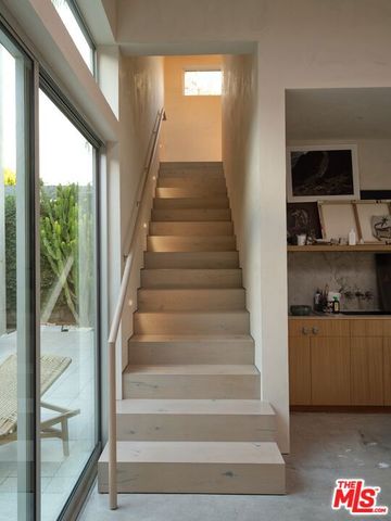 518 Sunset Avenue, Venice (los Angeles), CA 90291