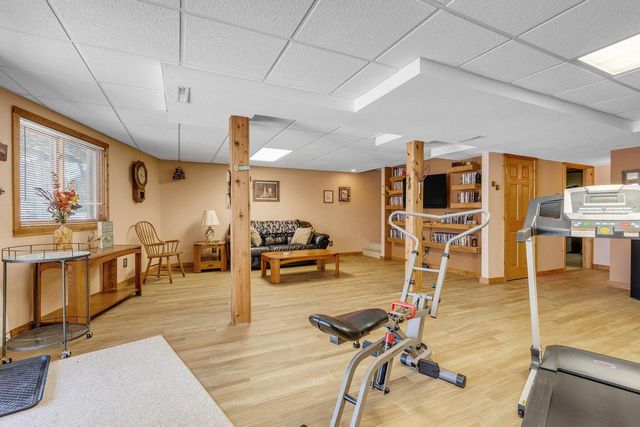 3130 County Road G, Oxford, WI 53952