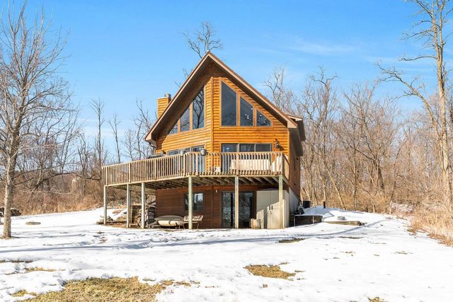 3130 County Road G, Oxford, WI 53952