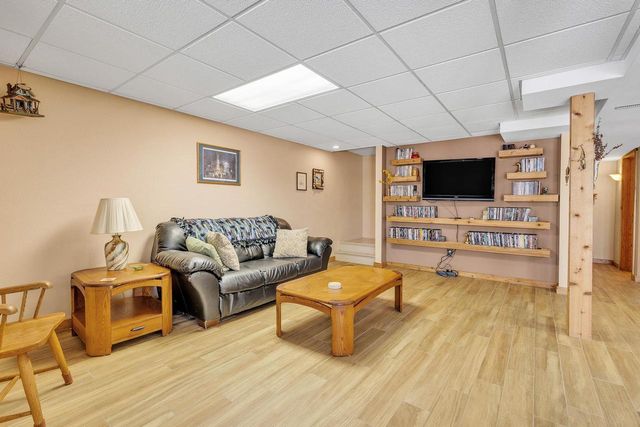 3130 County Road G, Oxford, WI 53952