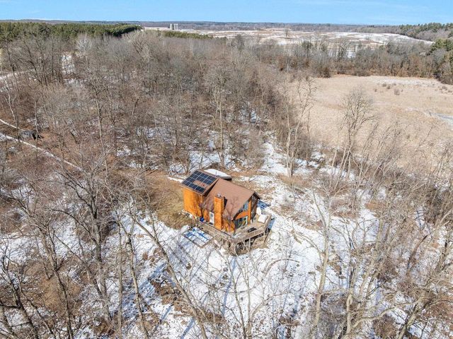 3130 County Road G, Oxford, WI 53952