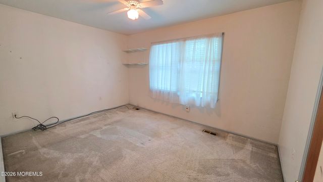 19 Brook Street, Farmingdale, NJ 07727