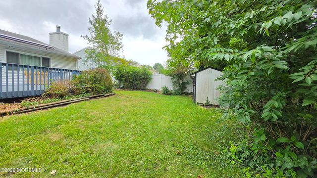 19 Brook Street, Farmingdale, NJ 07727