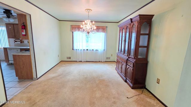19 Brook Street, Farmingdale, NJ 07727
