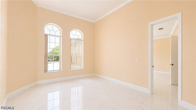 400 Clayton AVE, Lehigh Acres, FL 33972