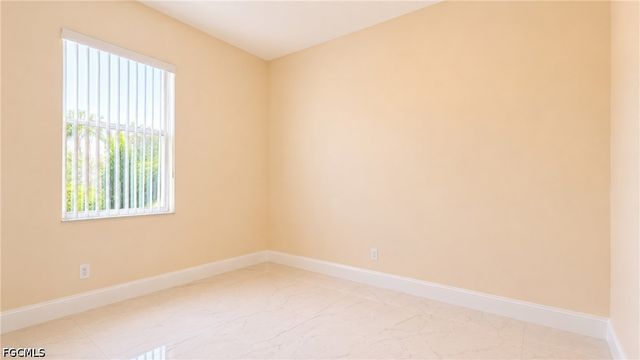 400 Clayton AVE, Lehigh Acres, FL 33972