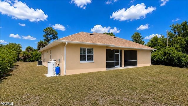 400 Clayton AVE, Lehigh Acres, FL 33972