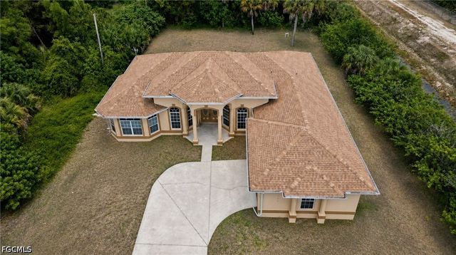 400 Clayton AVE, Lehigh Acres, FL 33972