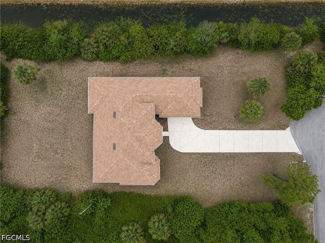 400 Clayton AVE, Lehigh Acres, FL 33972