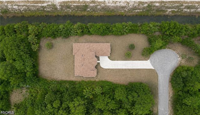 400 Clayton AVE, Lehigh Acres, FL 33972