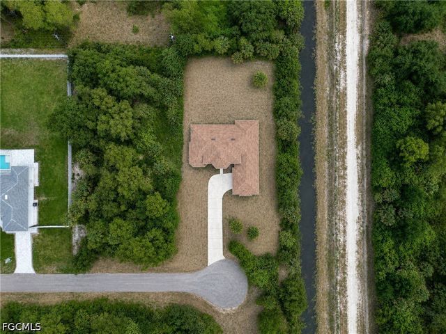 400 Clayton AVE, Lehigh Acres, FL 33972
