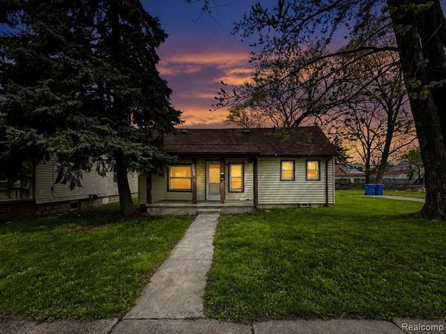8045 Cadillac Avenue, Warren, MI 48089