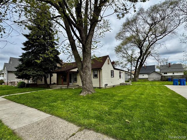 8045 Cadillac Avenue, Warren, MI 48089
