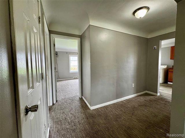 8045 Cadillac Avenue, Warren, MI 48089