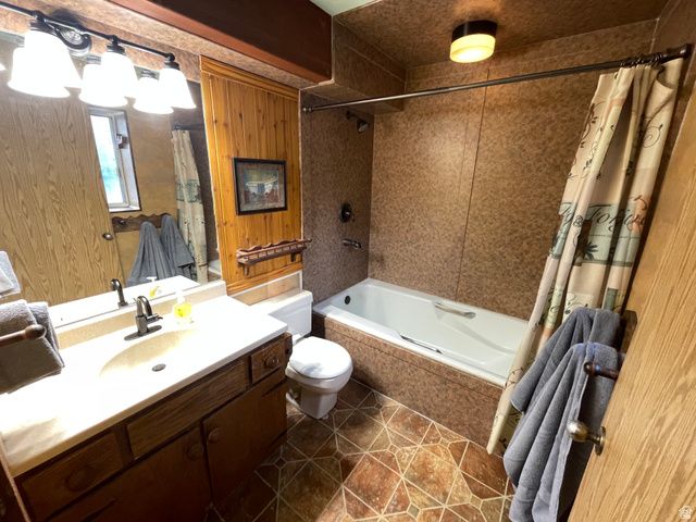 9905 N MEADOW DR, Cedar Hills, UT 84062