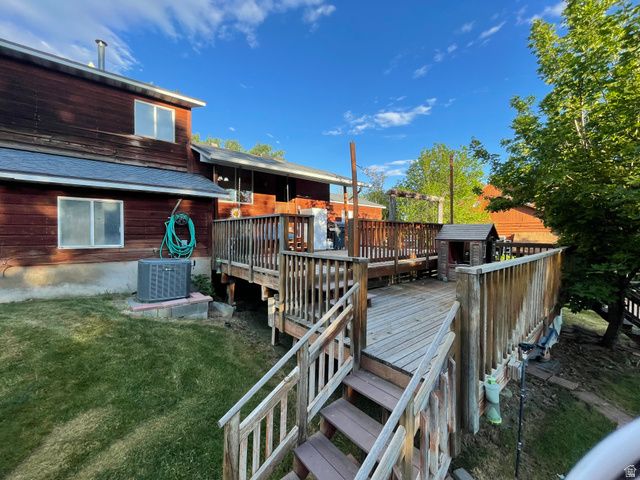 9905 N MEADOW DR, Cedar Hills, UT 84062