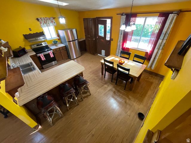 9905 N MEADOW DR, Cedar Hills, UT 84062