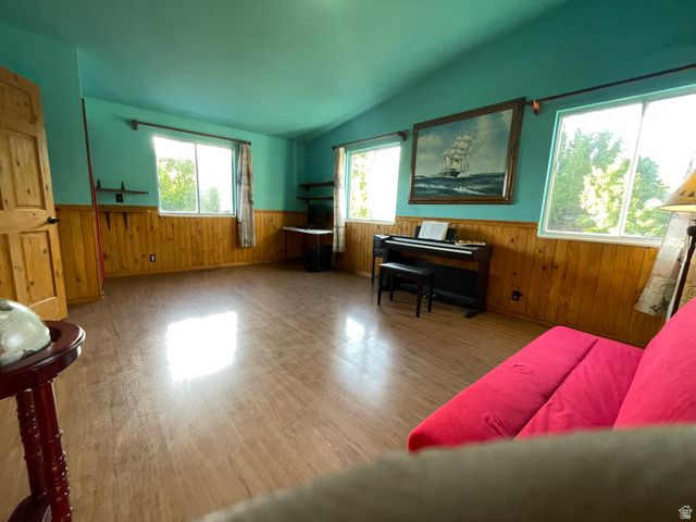 9905 N MEADOW DR, Cedar Hills, UT 84062