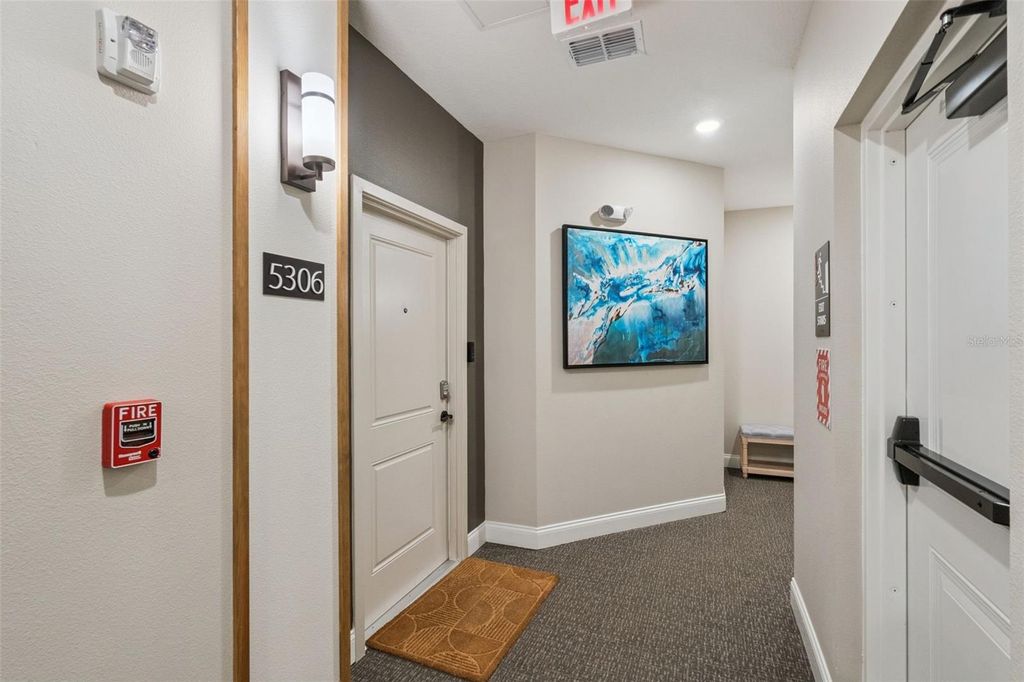 Image 3 of property listing at 7521 LAUREATE BOULEVARD 5306, Orlando, FL 32827