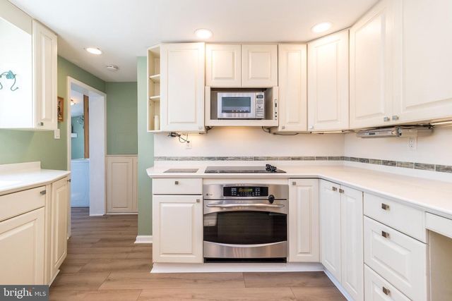 712 E HANCOCK ST, Lansdale, PA 19446