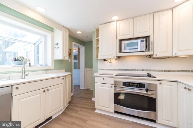 712 E HANCOCK ST, Lansdale, PA 19446