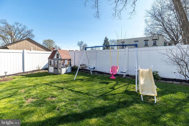 712 E HANCOCK ST, Lansdale, PA 19446