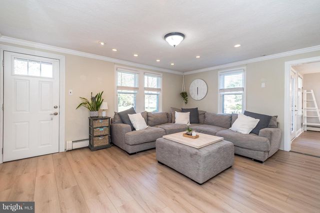 712 E HANCOCK ST, Lansdale, PA 19446