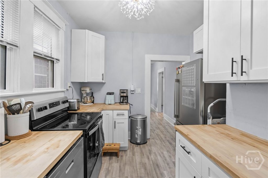 Image 25 of property listing at 1002 W 52nd Street, Savannah, GA 31405