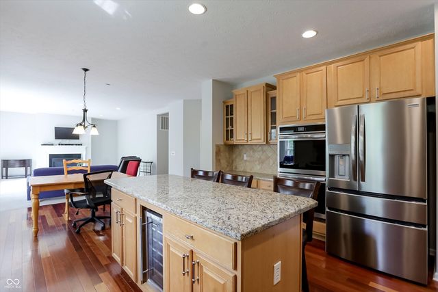 2978 Stone Creek Drive, Zionsville, IN 46077