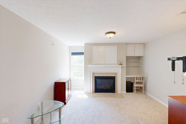 2978 Stone Creek Drive, Zionsville, IN 46077