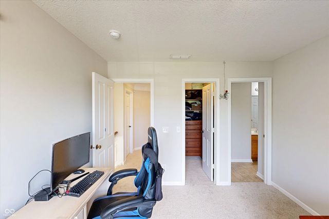 2978 Stone Creek Drive, Zionsville, IN 46077