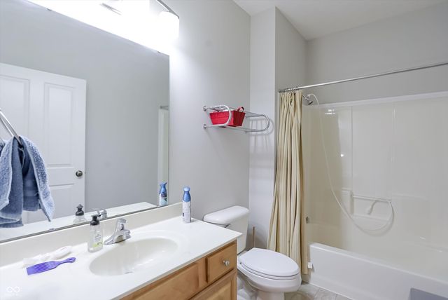 2978 Stone Creek Drive, Zionsville, IN 46077