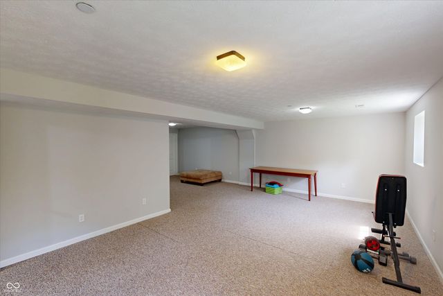 2978 Stone Creek Drive, Zionsville, IN 46077