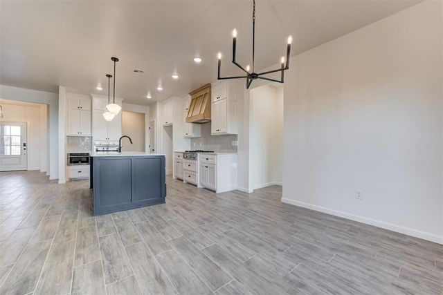 8576 Kayce Street, El Reno, OK 73036