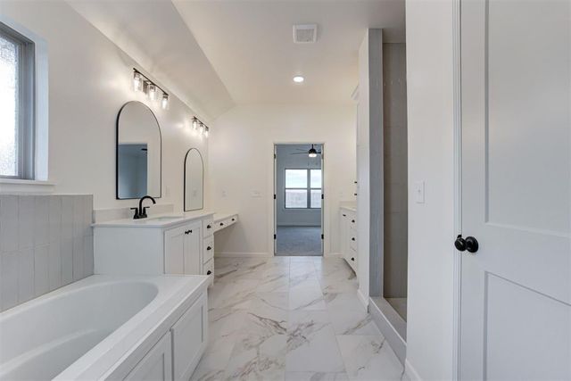 8576 Kayce Street, El Reno, OK 73036