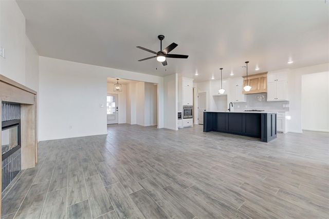 8576 Kayce Street, El Reno, OK 73036